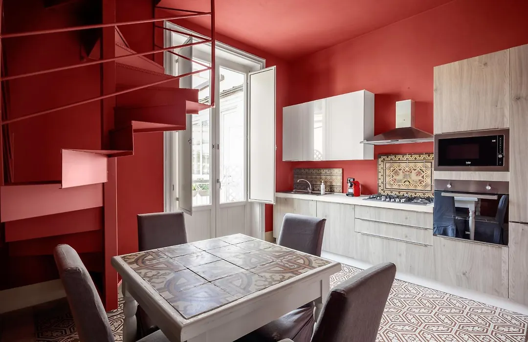 Palazzo Cavarretta - Pinella's Rooms&Apartment-1